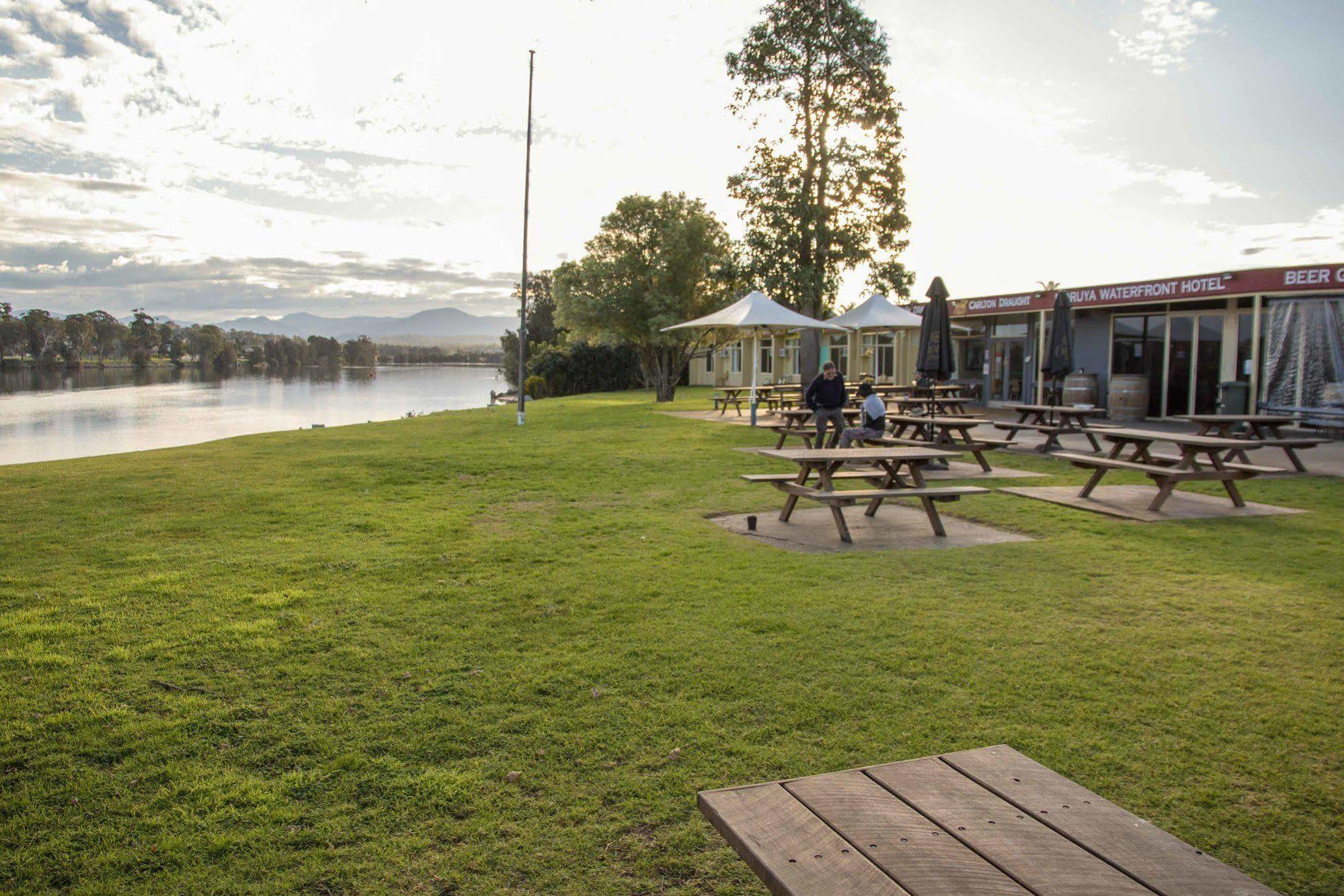 Moruya Waterfront Hotel Motel Bagian luar foto